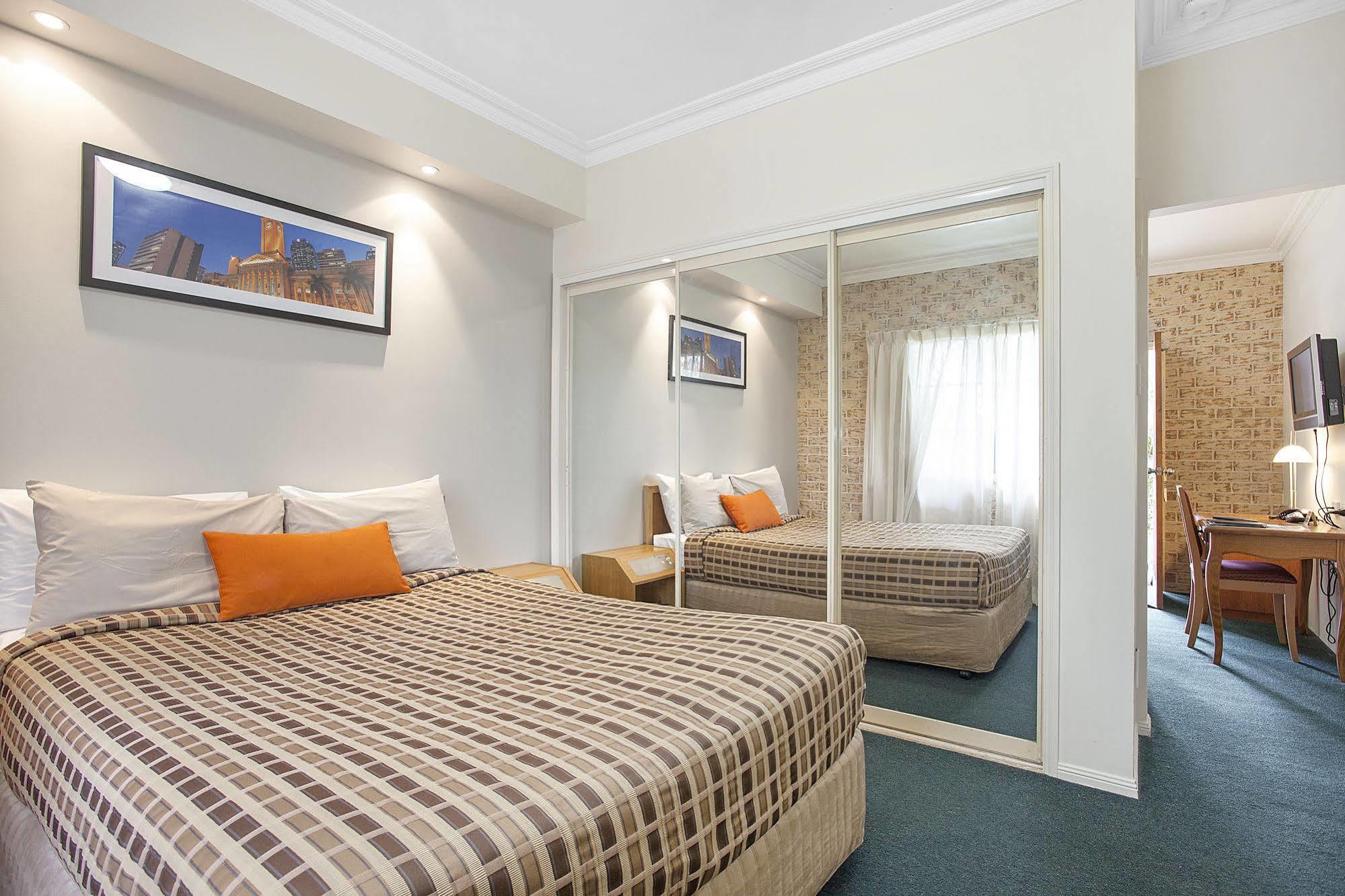 Coopers Colonial Motel Brisbane Exteriör bild